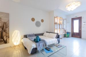 Apartment 15 min walk to Beach Center St Julians