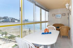 Apartment with Sea View room in Florazar 3 8º-B