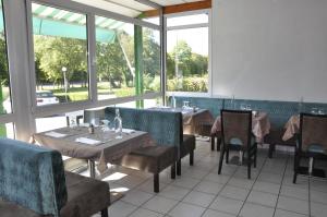 Hotels Henri 4 : photos des chambres