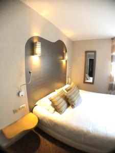 Hotels Auv'hotel : photos des chambres