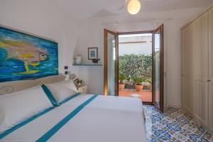 Triple Room with Garden View room in Hotel Villa Maria