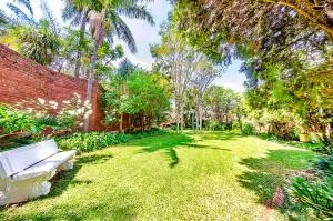 Amper Bo Guest House - Baviaanspoort