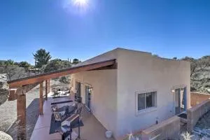 Desert Gem with Patio and Grill, Near Oracle St Park! - Thatcher