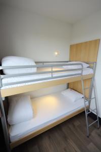 Hotels B&B HOTEL Chaumont : Chambre Quadruple