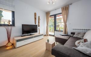 PUNTA MARY house with apartment