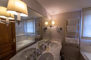 Hotels Auberge Saint Walfrid Hotel Restaurant & Spa : photos des chambres