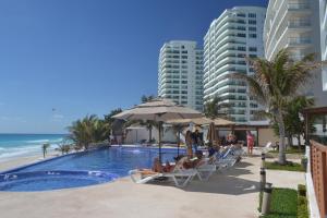 GIRASOL CONDO CANCUN BEAcH
