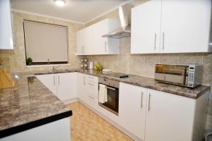 3 Bedroom London Home