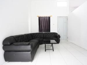 RedDoorz near Universitas Palangkaraya 2