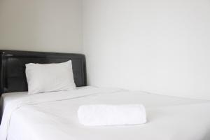 Scenic Studio Apartment at Beverly Dago near ITB By Travelio