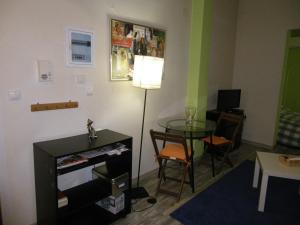 Mini suite neighboring the center