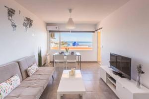 APARTAMENTO PRIMERA LINEA