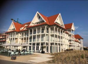 Exclusive Seafront Apartment Cadzand