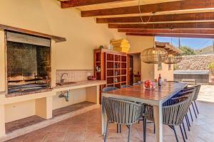 Villa Font Xica Gran by Sealand Villas