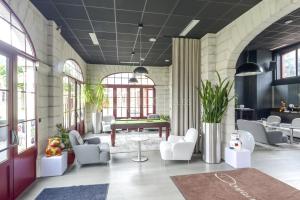 Hotels Le Domaine des Lys : photos des chambres