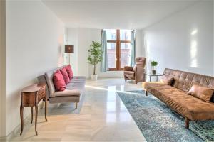 The Antwerp Marble Lodge