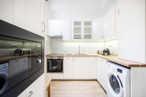 BpR Blooming Design Home with AC