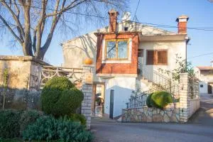 Apartman M&M Žminj - 泽敏