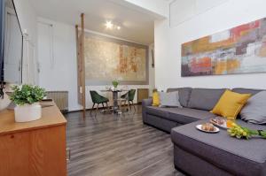 Urbana Delicious Flat