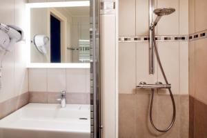 Hotels Hotel Du Commerce Spa : Chambre Double