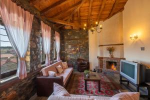 ROUGA Mountain Boutique Suites & Spa Kaimaktsalan Greece