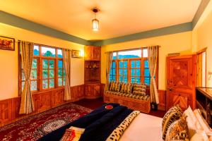 Zostel Homes Kotkhai, Shimla