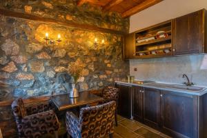ROUGA Mountain Boutique Suites & Spa Kaimaktsalan Greece
