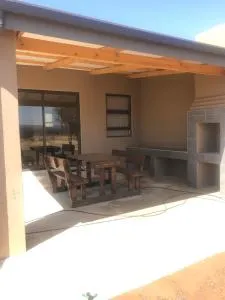 Selons River Lodge - Bapong