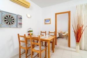 Lovely seaview apartment by Costarentals - Ref 106