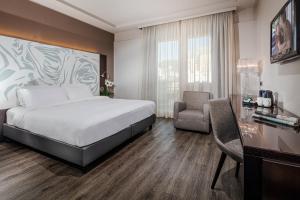 Superior Double or Twin Room with Garden View