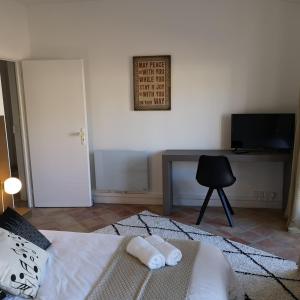Appartements Suite Familiale Saint-Exupery-Spacieux-Hypercentre-wifi-velo : photos des chambres