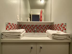 Appart'hotels Appart'Hotel LIDO au bord de l'eau : photos des chambres