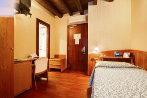 Single Room room in Hotel Corot