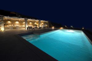 Spectacular sunset view villa at Melissaki Kea Greece