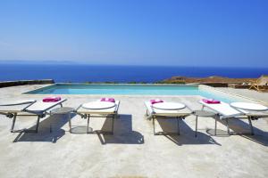 Spectacular sunset view villa at Melissaki Kea Greece