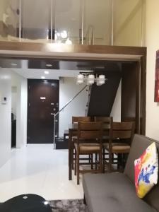 H&M One Palmtree Villas