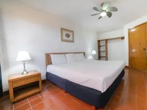 Hotel La Rinconada Santa Fe - 塔斯科·德·阿拉尔孔