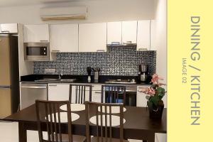 Stylish Condo Stunning Views