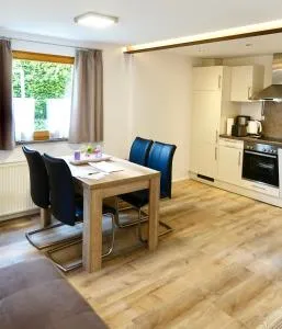 Ferienwohnung #4 mit Terrasse in zentraler dennoch ruhiger Lage - Stadtbus vor der Tür! - Lindau