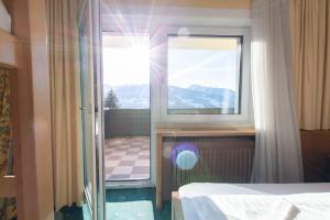 Mountain Hotel & Hostel