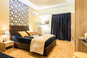 Museum of Modern Apartment next to Suggrou Fix metro- big, safe, simple and central