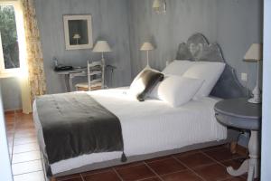 B&B / Chambres d'hotes Le Mas Vigneron : photos des chambres