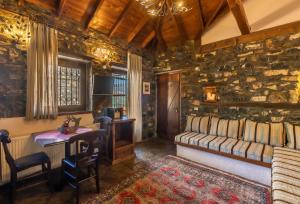 ROUGA Mountain Boutique Suites & Spa Kaimaktsalan Greece