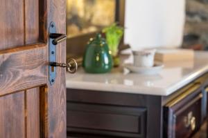 ROUGA Mountain Boutique Suites & Spa Kaimaktsalan Greece