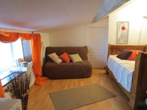 B&B / Chambres d'hotes L'Aubinoise : Chambre Familiale en Duplex