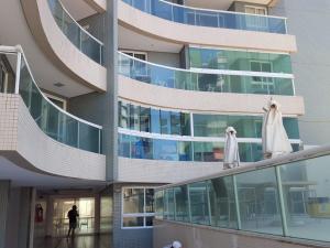14 MOBILIADO EM FRENTE À PRAIA, EM SALVADOR BAHIA