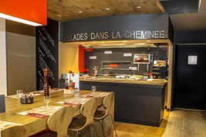 Hotels Ibis Saint-Genis-Pouilly Geneve : photos des chambres