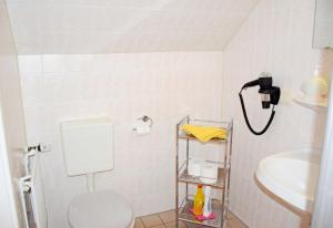 One-Bedroom Apartment room in Ferienwohnungen auf Moenchgut_
