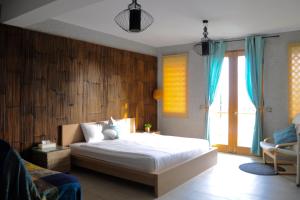 Phòng Có Giường Cỡ Queen Nhìn Ra Biển (Queen Room with Sea View)