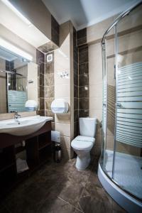 Twin Room room in Grand Hotel Orient Braila